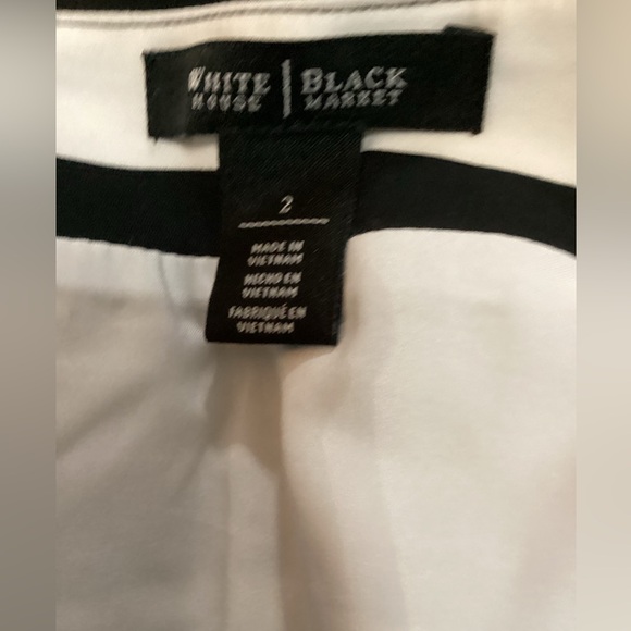 White House Black Market WHBM Mini Skirt Size 2 - Picture 3 of 3